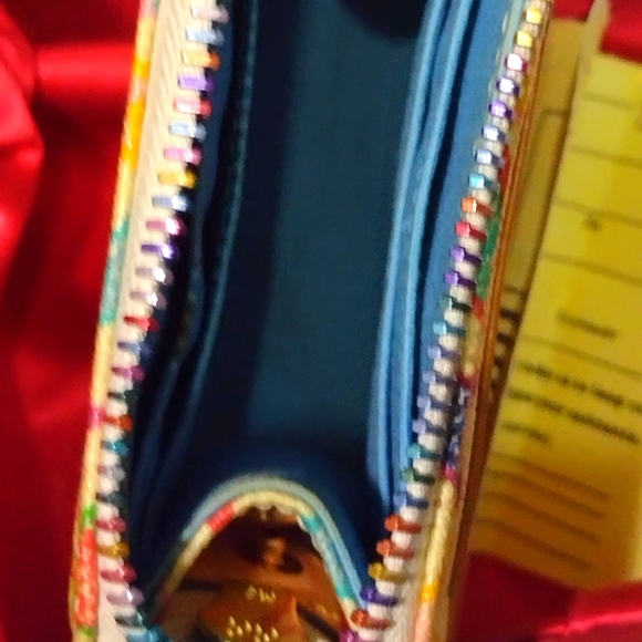 Dooney Bourke Rainbow 🌈 Zipper colorful ✨ ⭐ Compartments ID 🪟 🛍️🎁 NWT - Picture 2 of 10